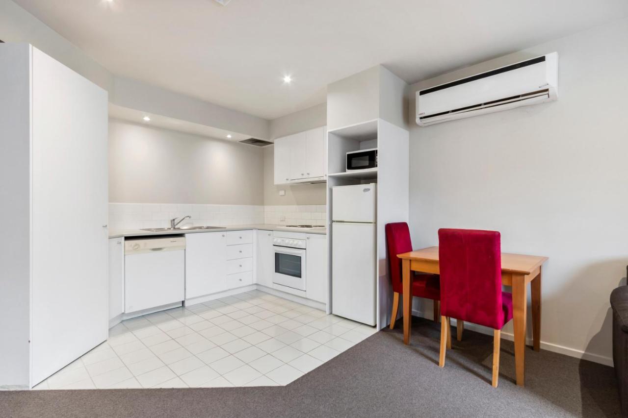 Knox International Hotel And Apartments Wantirna Eksteriør billede