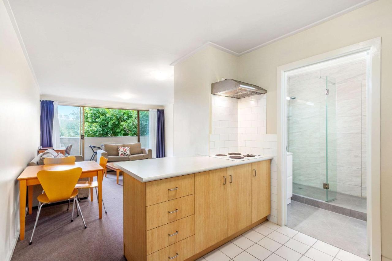 Knox International Hotel And Apartments Wantirna Eksteriør billede