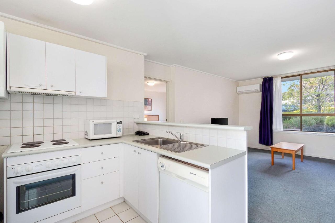 Knox International Hotel And Apartments Wantirna Eksteriør billede